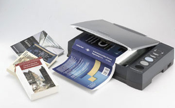 Plustek OpticBook 3600 Scanner